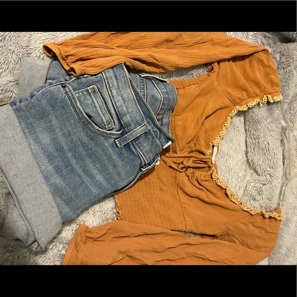 Jean shorts - Picture 2 of 4